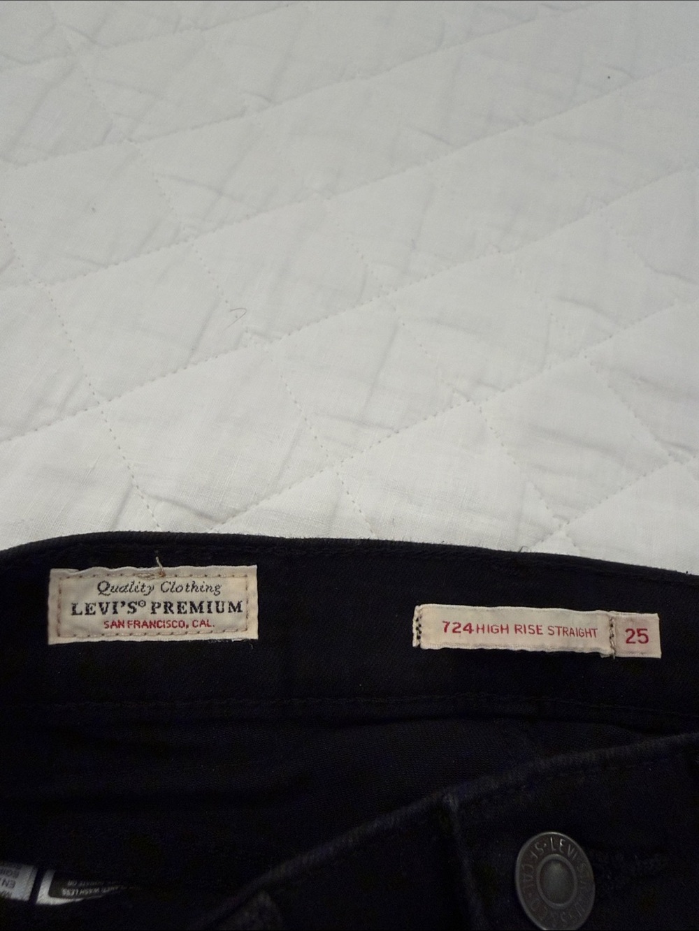 Levi's Black 724 High Rise Straight Jeans - Picture 2 of 3